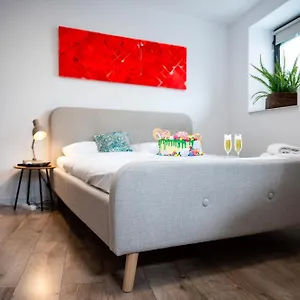 Aparthotel Lazynest, Bucarest