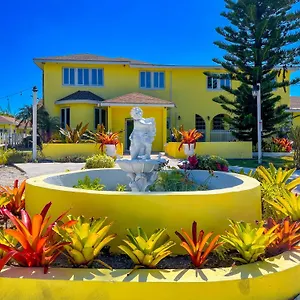 Golden Palms House 3*, Nassau Bahamas